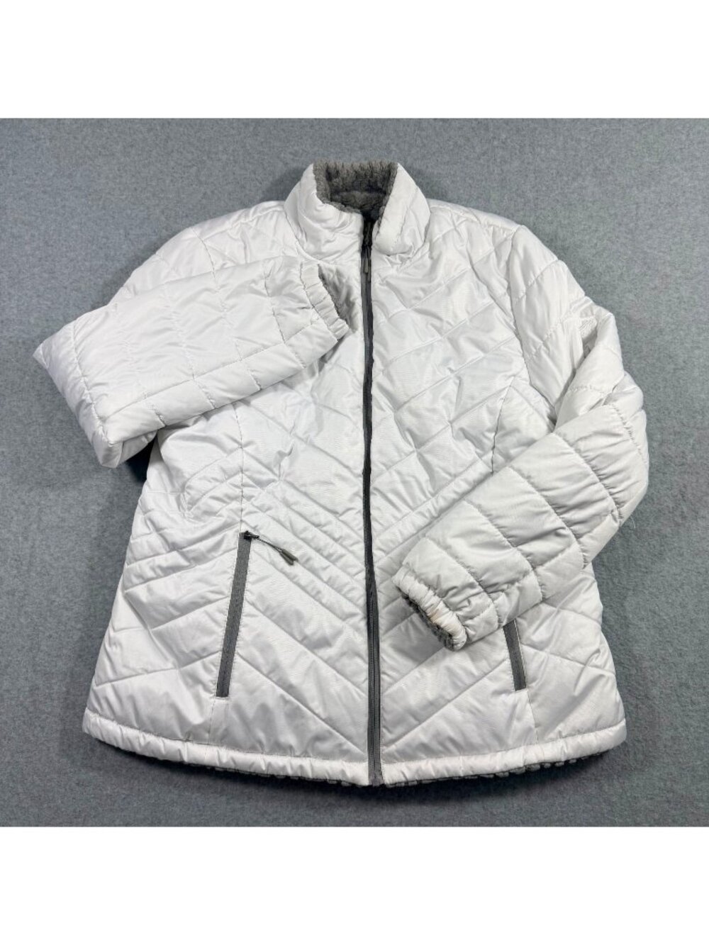 ZeroXposur Women’s XL Reversible Puffer Jacket White Gray Faux Fur Quilted Coat